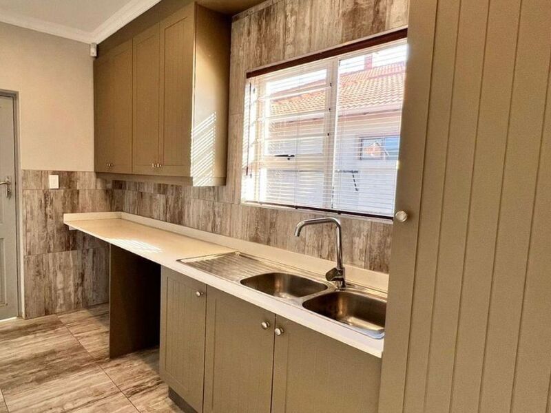 Kitchen with scullery